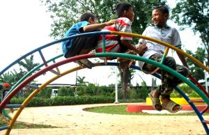 Musim Hujan di Kabupaten Bekasi, Anak-anak Rentan Terserang Batuk Pilek batuk pilek