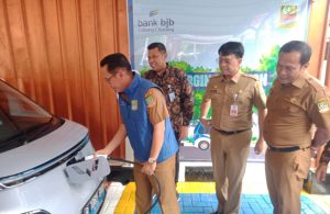 Pemkab Bekasi Bakal Sewa Mobil Listrik untuk Operasional Dinas