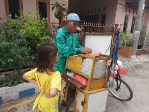 Cobain! Urap Jagung dari ‘Abang Seabrek-abrek’