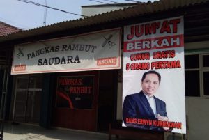 Jum’at Berkah: Kader PKS Ini Gratiskan Cukur Rambut