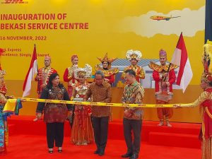 DHL Express Buka Service Centre di Cikarang
