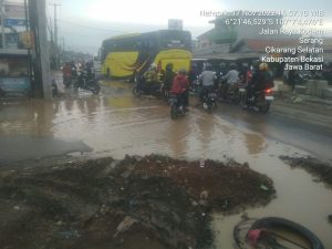 Sebab Kemacetan di Jalan Cikarang-Cibarusah