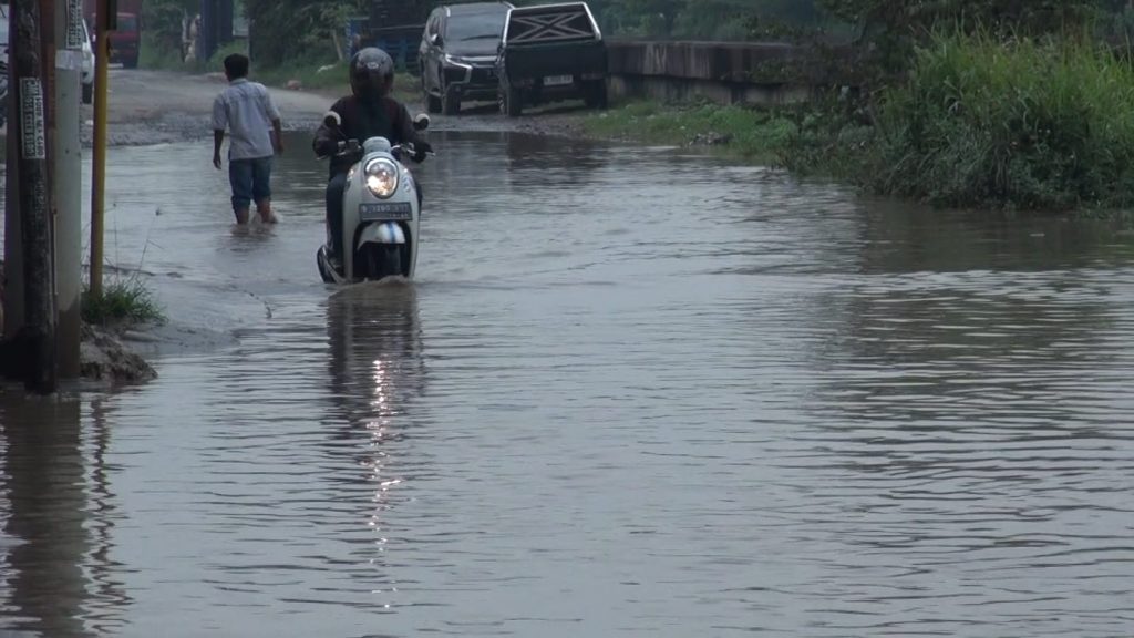 kali malang banjir