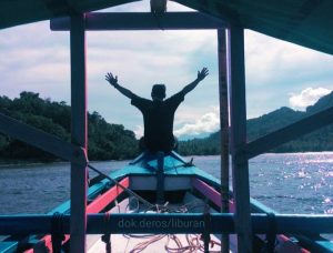Libur Akhir Tahun, Jasa Travel ‘Kebanjiran’ Pesanan Tiket 