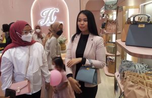 Jims Honey Tepati Janji Kepada Masyarakat Jatiwaringin