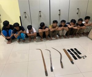 Diduga Hendak Tawuran, 9 Bocil Bawa Sajam Dibekuk Polisi