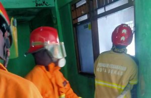 Akibat Korsleting Listrik, Bangunan Ponpes Al-Kahfi Pondok Gede Terbakar