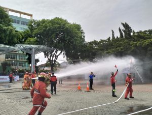 Damkar Kota Bekasi Gelar Kompetisi Keahlian Antar Pleton