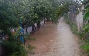 Seorang Anak Hanyut di Kali Cakung Bekasi Barat