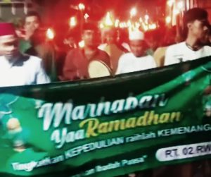 Antusias Masyarakat Tahrib Ramadan dan Pawai Obor di Kampung Pengarengan 