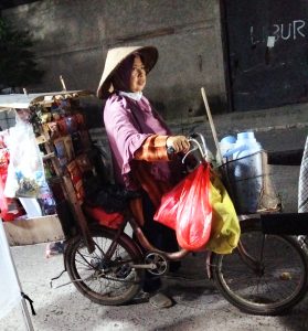 Kisah Penjual Kopi Starling, Kerja Keras Tak Mengkhianati Hasil