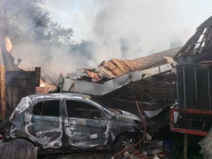 Kebakaran Lapak Limbah di Cikarang, Mobil Hingga Uang Ratusan Juta Ludes