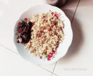 Sisi Lain Lebaran di Bekasi, Goreng Nasi Semur Daging Kebo