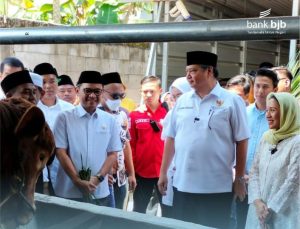 bank bjb Dorong Pertumbuhan Ekonomi di Ponpes Raudlatut Tarbiyyah Purwakarta lewat Penyaluran KUR