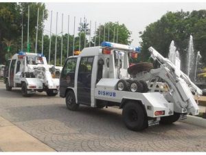 2 Mobil Derek Dishub Kota Bekasi Siap Bantu Mobil Pemudik Mogok 