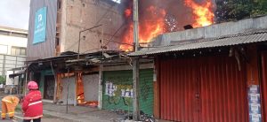 Akibat Konsleting Listrik, Si Jago Merah Lalap Tiga Kios di Cibubur