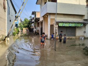 Camat Jatiasih Minta Banjir Lumpur di PGP Tanggung Jawab Kontraktor dan Pengelola Sungai Ciliwung Cisadane 