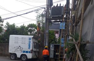 Pemadaman Listrik Sementara Perbaikan Gardu PLN di Kaliabang Pengarengan