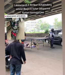 Jalan Rusak, Pengendara Motor Tewas Tergelincir Jatuh di Jalan KH.Noer Ali