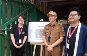 Sambangi Rumah Adat Kranggan, Puluhan Mahasiswa ASEAN Lakukan Hal Ini