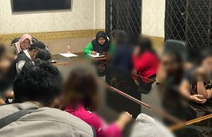 PSK Kabur Ngibrit ke Sawah Saat Dirazia Satpol PP Kabupaten Bekasi