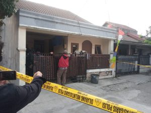 Ini Penuturan Saksi Penggeledahan Rumah Kontrakan Diduga Teroris di Pesona Anggrek