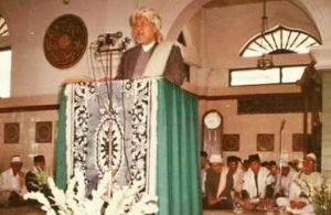 Tentang Kyai Haji Noer Ali dan Puisi