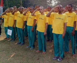 Para ODGJ Yayasan Jamrud Biru di Mustikajaya Ikuti Upacara HUT RI ke -78