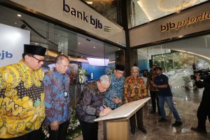 Gedung Kantor bank bjb di T Tower Diresmikan