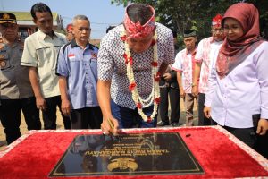 Wali Kota Bekasi Resmikan Tiga Taman di Bekasi Timur