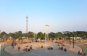 Senja di Alun-Alun Eduforest, Cocok Buat Instagramble