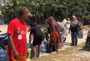 Puluhan Ribu Pelanggan PDAM Bekasi Masih Alami Krisis Air Bersih