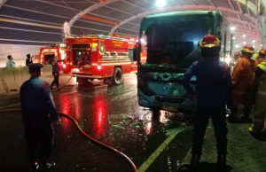 Ini Penyebab Mobil Bus Terbakar Di Fly Over SMB KH Noer Ali