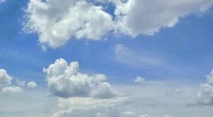 Info Cuaca, Terik Matahari di Bekasi Siang Ini Mencapai 36° Celcius