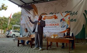 Herkos Launching Buku 8 Poin Masalah Utama Kota Bekasi di Kedai Kopi Prambanan