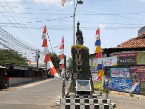 Kondisi Tugu Asem Bekasi di Perempatan Jalan Rawa Mulya