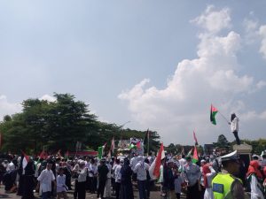 Aksi Solidaritas Bela Palestina di Stadion Wibawa Mukti Bekasi