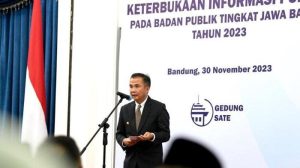PJ Gubernur Jabar Tetapkan UMK 2024