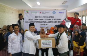62 Balita Stunting di Tambun Utara Dapat Bantuan Susu dan Telur