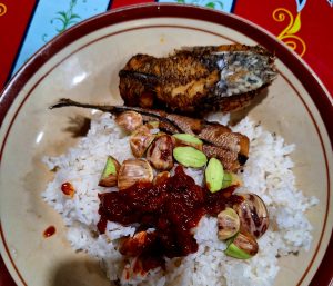 Nikmatnya Makan Siang Pakai Ikan Kocolan, Orang Betawi: Mertua Lewat, Ora Ngeh !