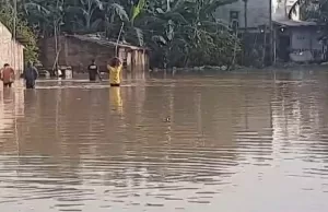 3 Kampung di Teluk Pucung Terendam Banjir Kiriman Air Hujan dari Bogor