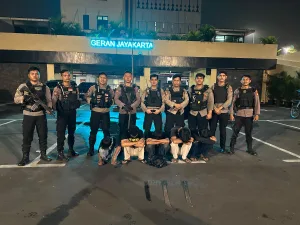 Polisi Bekuk 5 ABG di Pasar Seroja, Barbuk 3 Golok Dibuang di Kuburan