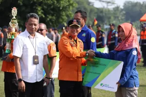Pemkab Bekasi Lindungi Relawan Penanggulangan Bencana dengan BPJS Ketenagakerjaan