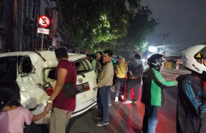 Polisi Beberkan Kronologi Mobil Truk Trailer Tabrak 6 Kendaraan di Kranji
