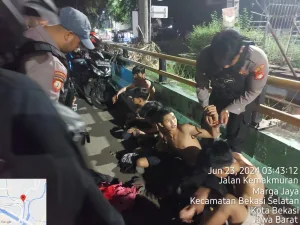7 Remaja Konvoi Bawa Sajam di Jalan Veteran Marga Jaya Hendak Tawuran Diamankan Polisi