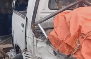 Polisi Beberkan Kronologi Sopir Mobil Losbak Tabrak Truk dan Tiang Listrik di Bantargebang