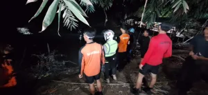 Tim SAR Cari Bocah 9 Tahun Tenggelam Terbawa Arus Kali Cikarang