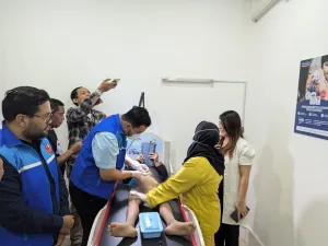 Hansaplast Bersama Rumah Sunat dr. Mahdian Gelar Sunatan Massal di Jatiasih