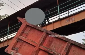 Polisi Ungkap Identitas Lansia Coba Nekat Bunuh Diri di JPO Depan Pasar Bantargebang