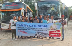 Piknik Warga RT 03 RW O4 ke Pantai Anyer, Cara Mempererat Silaturahim antar Warga